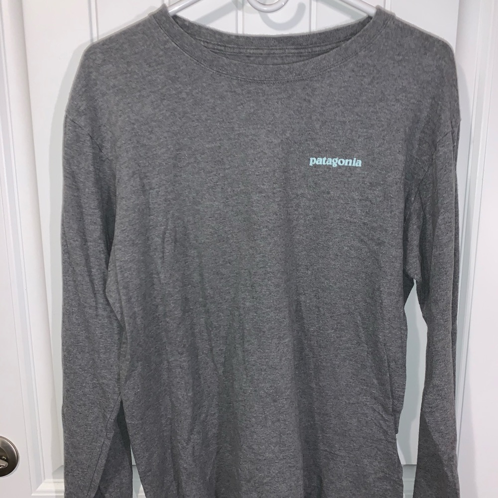 Men’s Patagonia Gray Long Sleeve T-Shirt